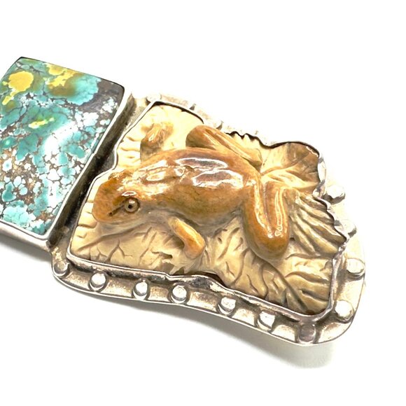 Vintage Amy Kahn Russell Carved Frog Brooch-Pendant Combo w/Turquoise & Glass - Picture 4 of 15